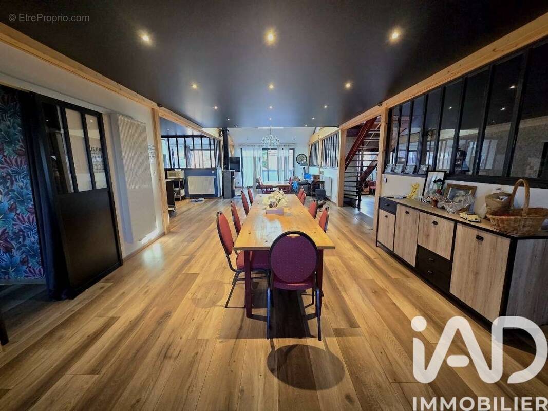 Photo 1 - Maison à VALLEROIS-LE-BOIS