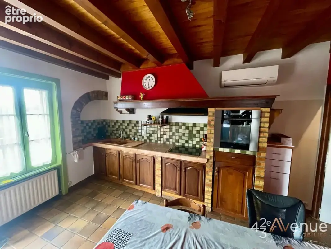 Maison 5 pièces 140 m² à vendre à Bas-En-Basset (43210) - photo 8
