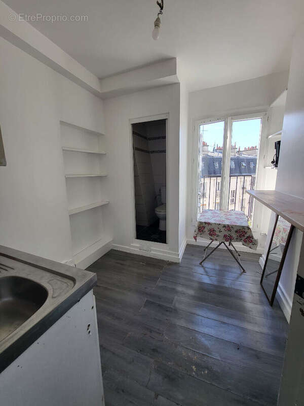 Appartement à PARIS-10E