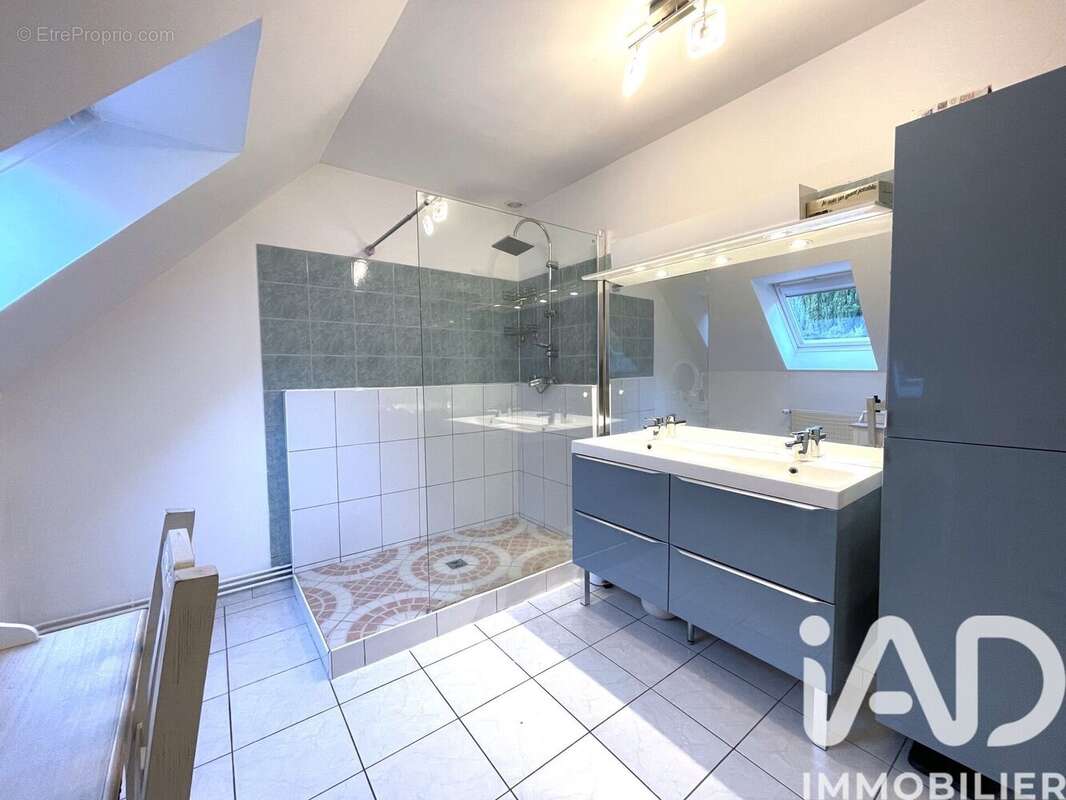Photo 9 - Maison à SAINT-LEGER-DU-BOURG-DENIS