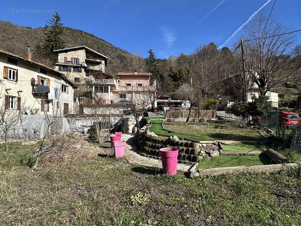 Maison à ROQUEBILLIERE