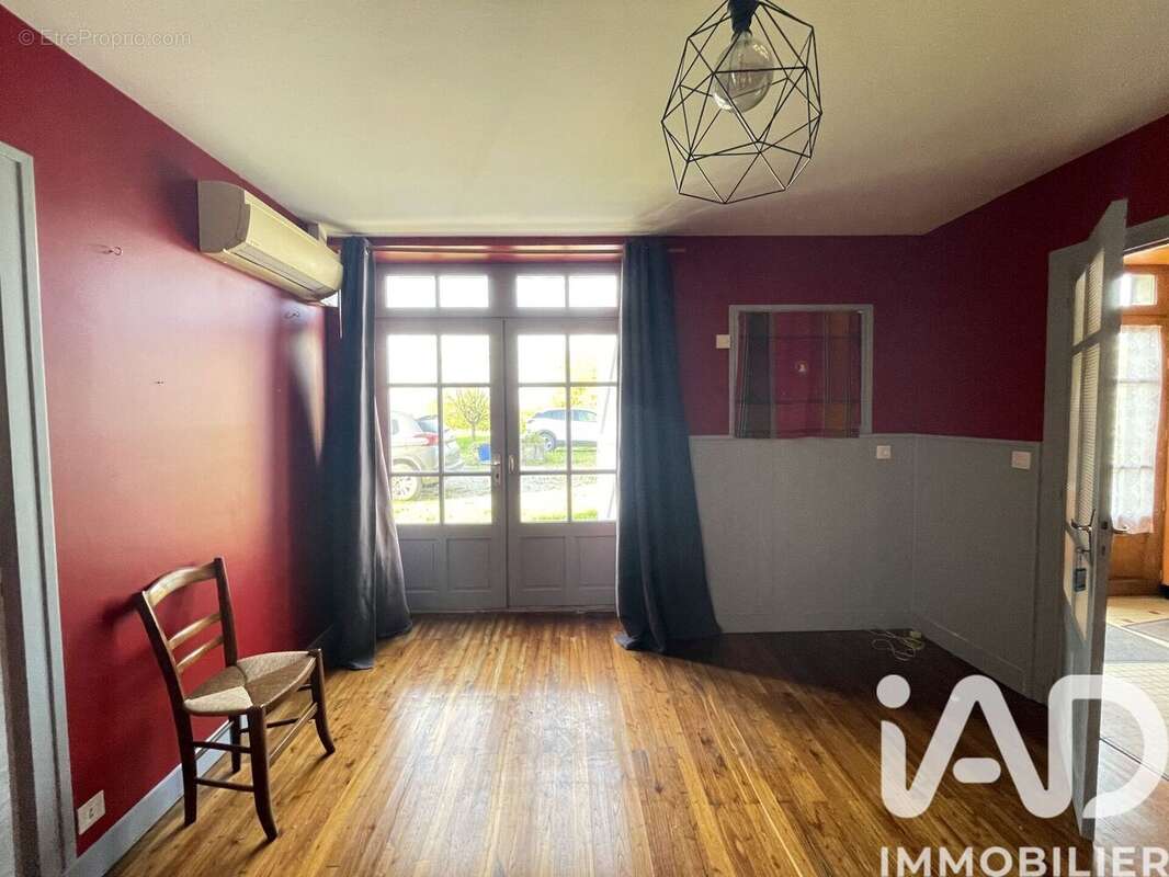 Photo 8 - Maison à MAIRE-LEVESCAULT