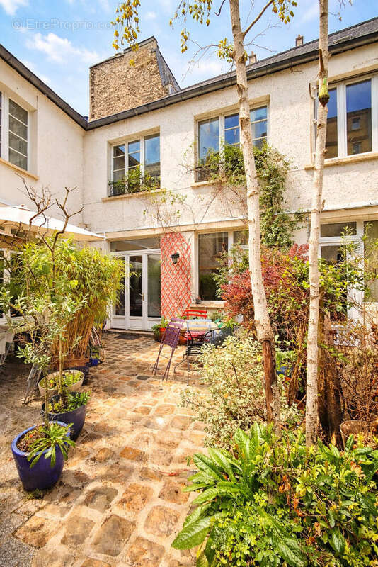 Maison à PARIS-19E