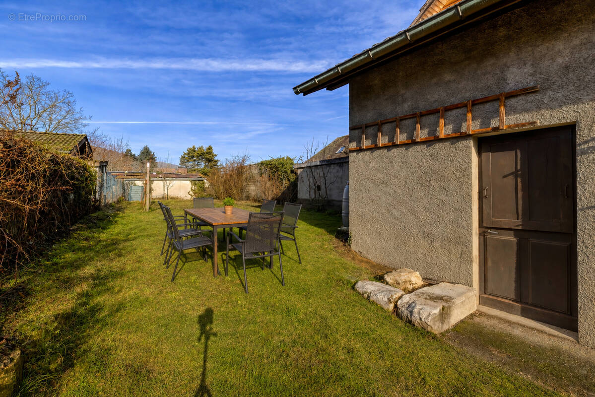 Maison à SAINT-JORIOZ