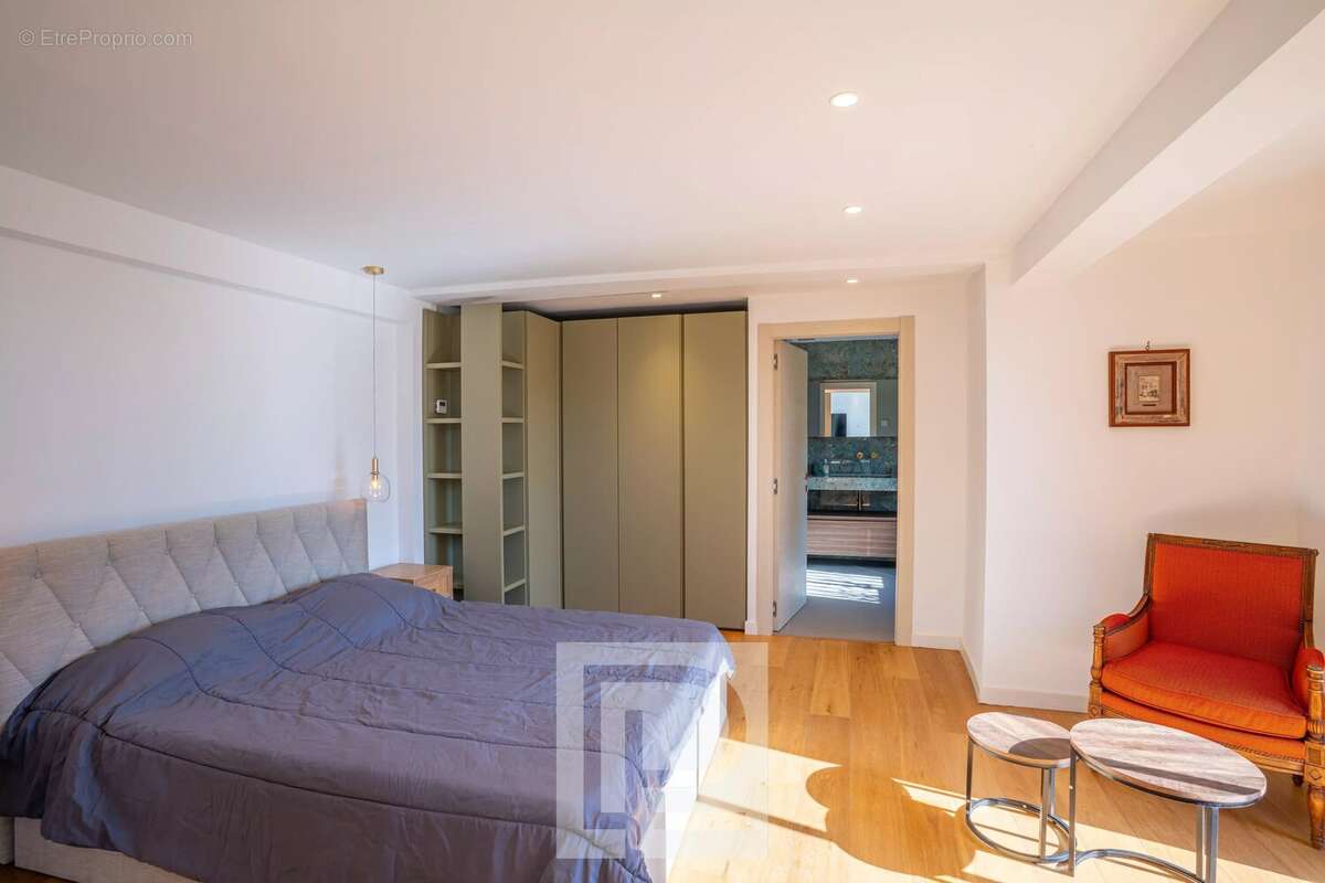 Maison à MOUGINS