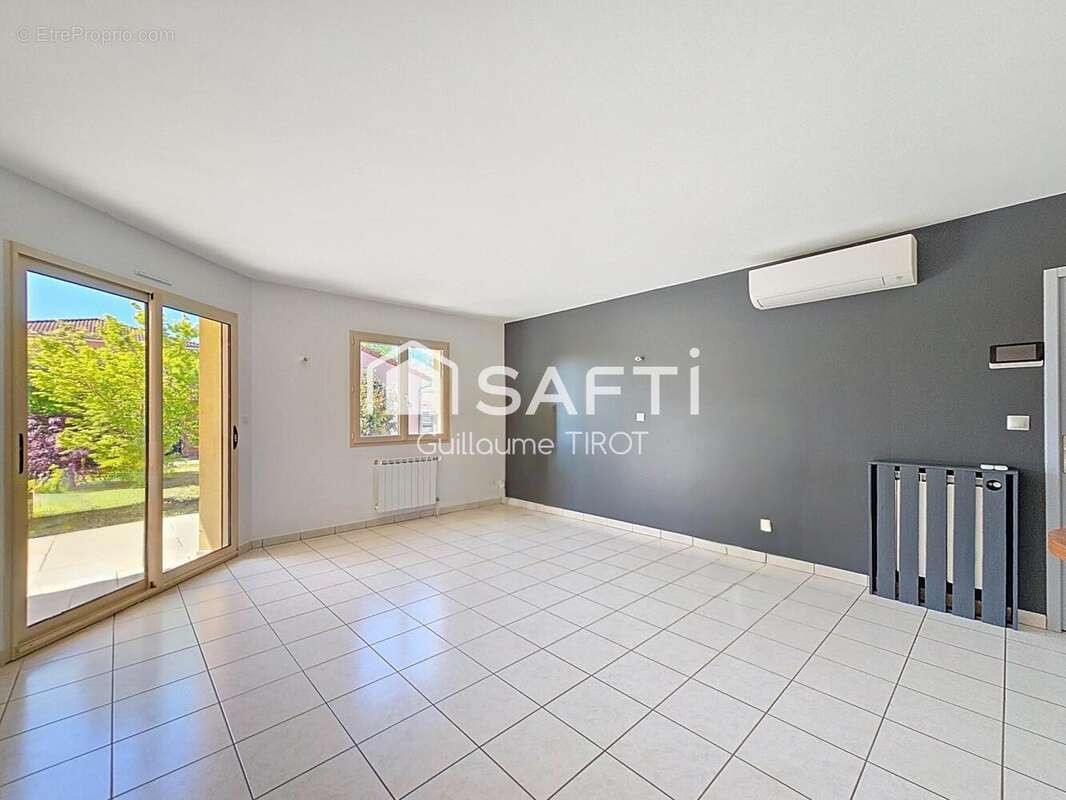 Photo 3 - Maison à PUY-GUILLAUME