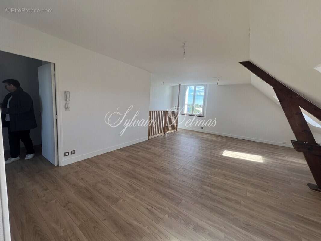 Immeuble à vendre SAINT CYR SUR LOIRE (37) - photo 7