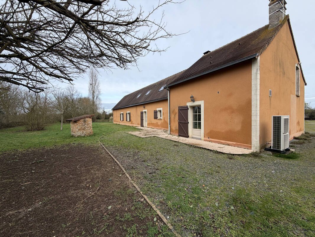 Maison à PRECIGNE