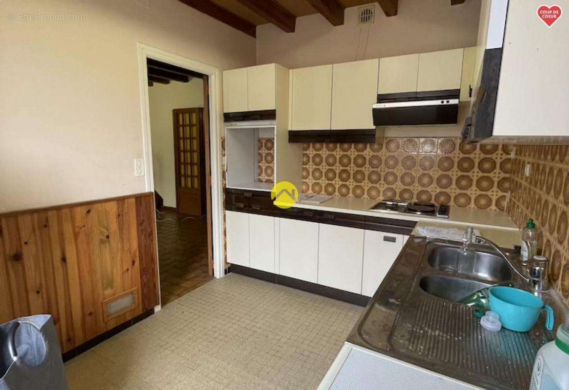 Maison à LE CHATELET