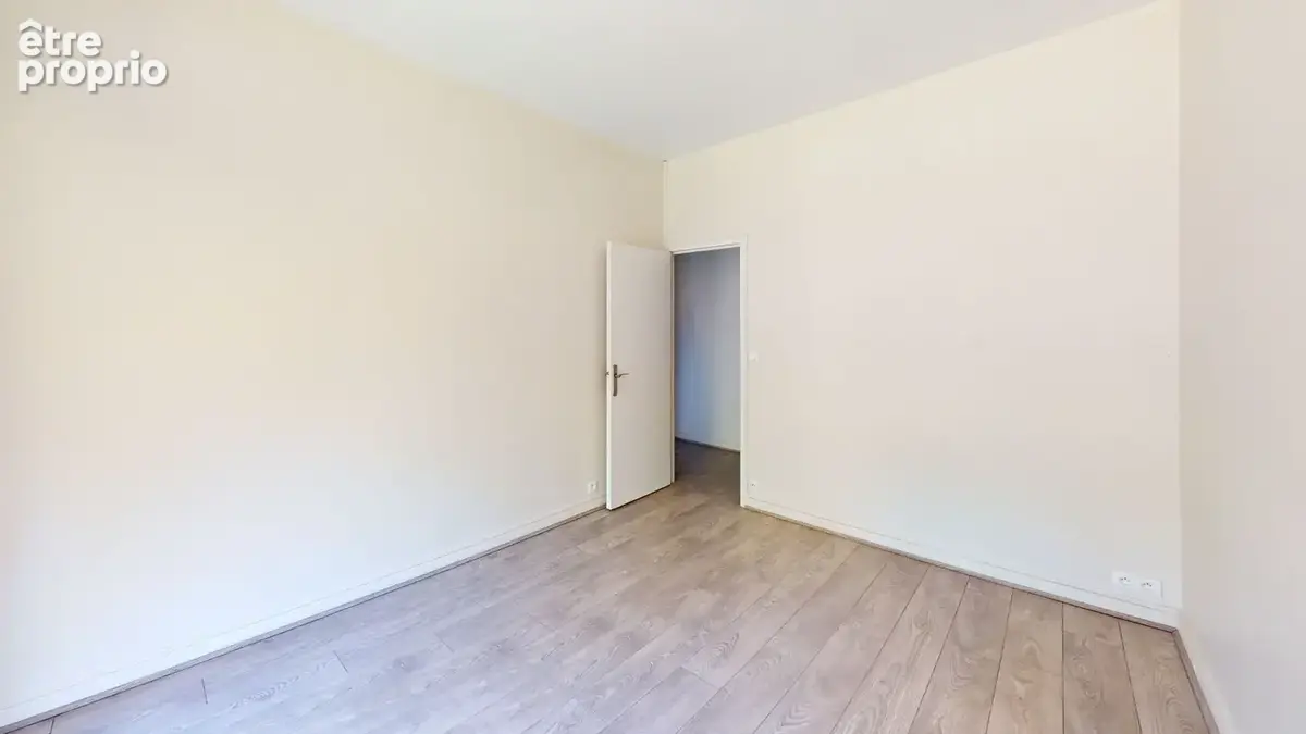 Le mesnil-le-roi - la grille royale - dernier étage  - 101 m² - vue dégagée - photo 8