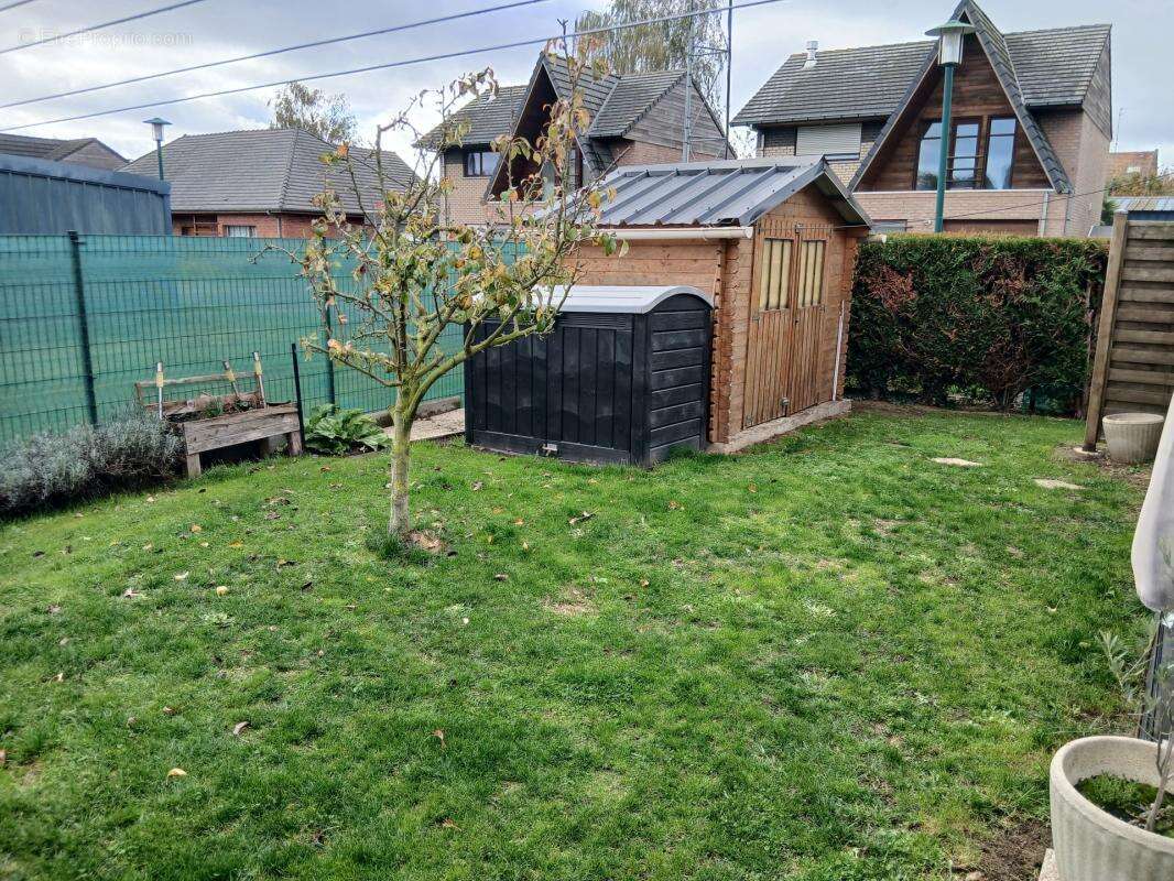 Maison à NEUVILLE-SAINT-REMY