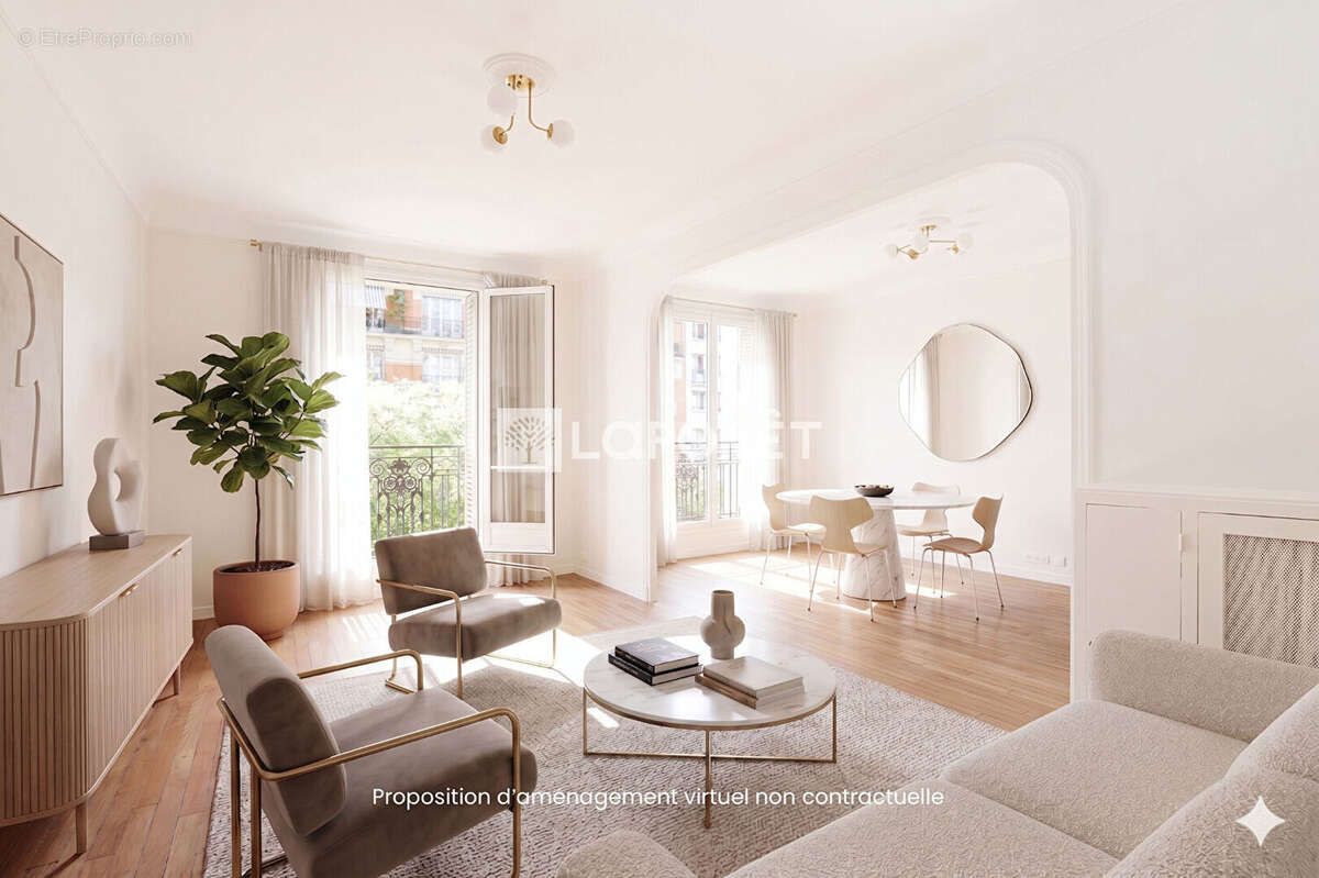 Appartement à PARIS-16E