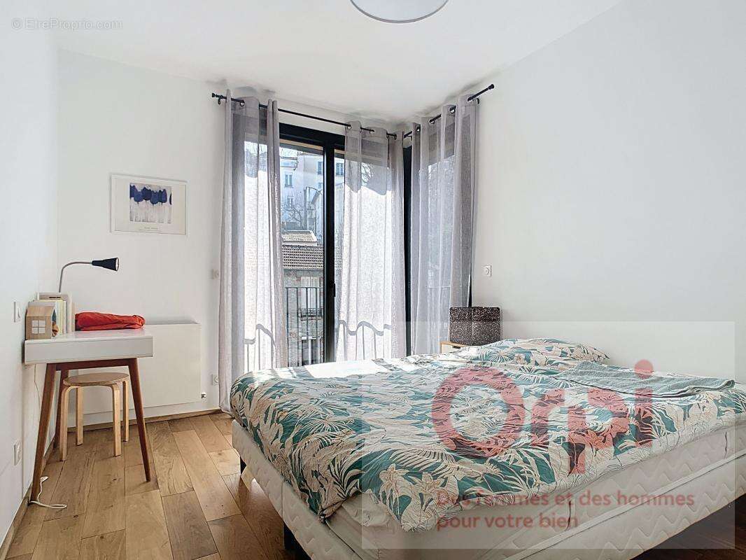 Maison à ISSY-LES-MOULINEAUX