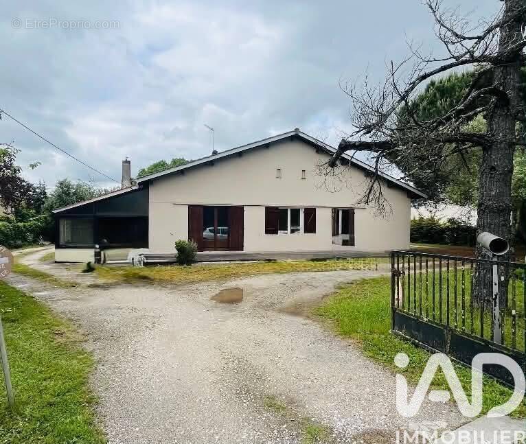 Photo 1 - Maison à SAINT-GERVAIS