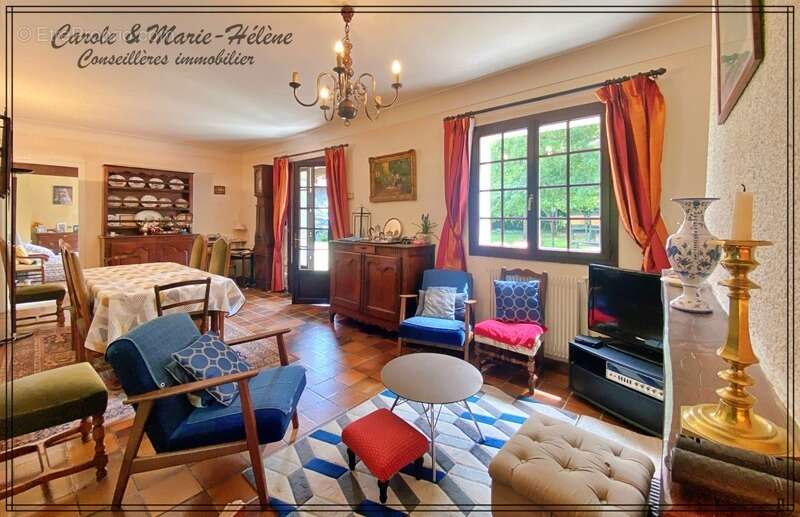Maison 250 m² – 8 chambres – Piscine – Hangar 100 m² – Terrain 4 263 m² – Estillac - photo 7