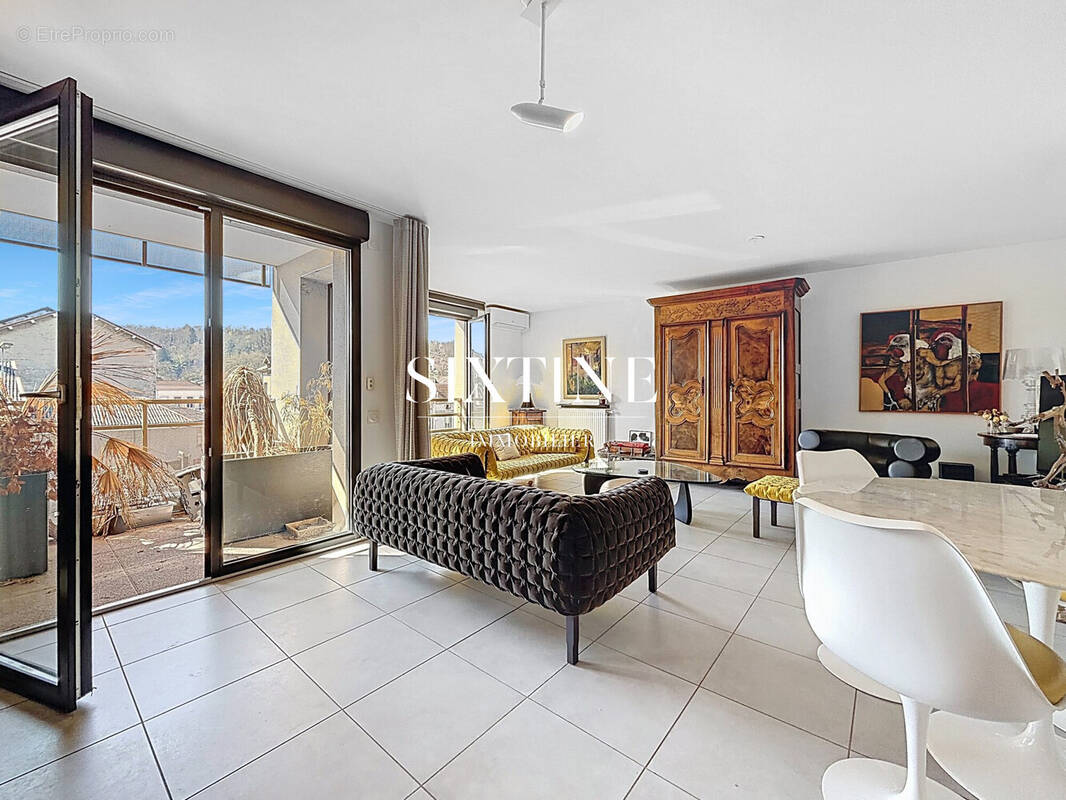 Appartement à BOURGOIN-JALLIEU