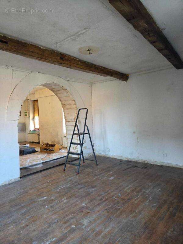 Maison à MUIRANCOURT