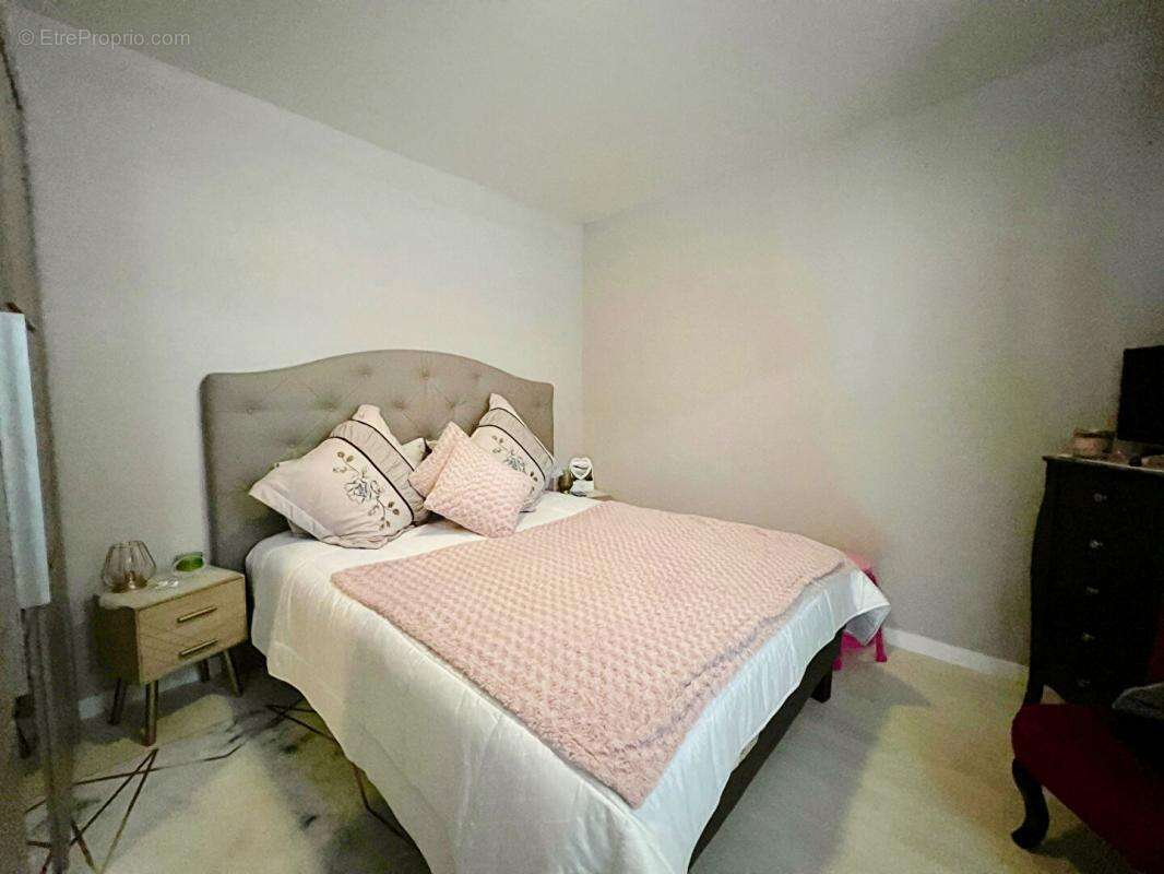 Appartement à FOURCHAMBAULT