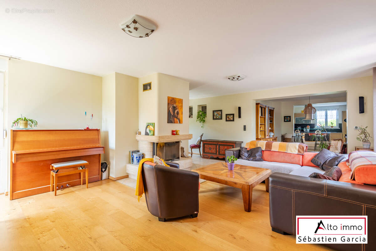 Maison à SOULTZ-SOUS-FORETS