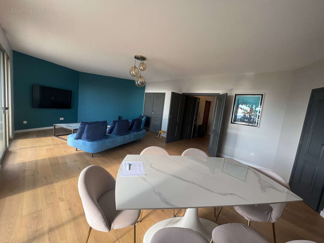 Appartement à MENTON