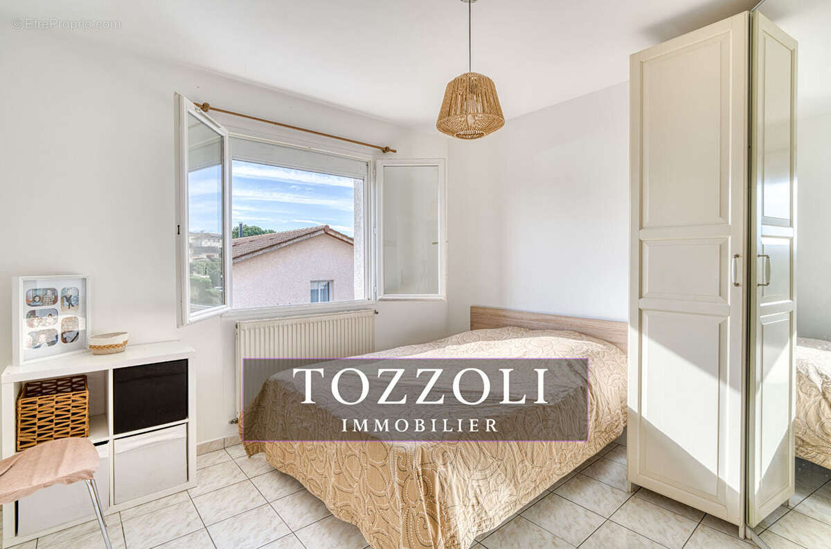 Maison à L'ISLE-D'ABEAU