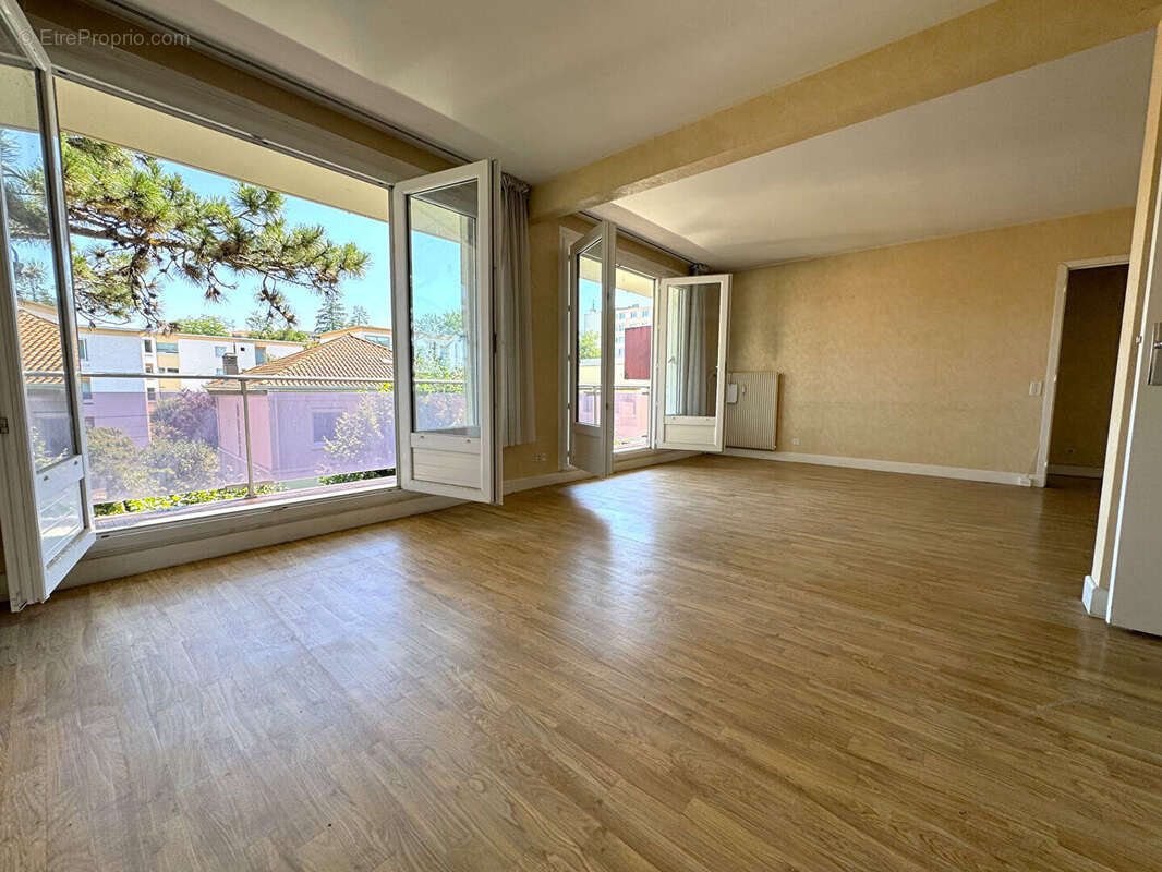 Appartement T3 Vallières / Marcombes - photo 6