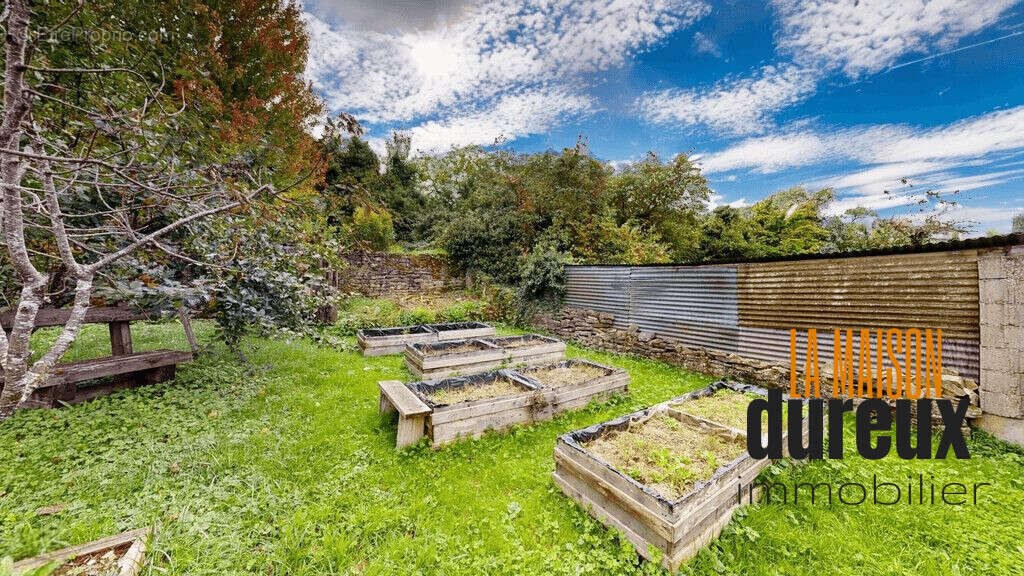 Maison à PIERRECOURT