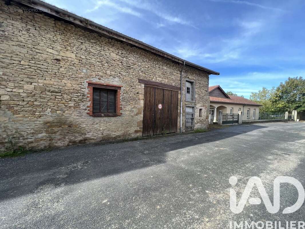 Photo 4 - Maison à SOMMEVOIRE