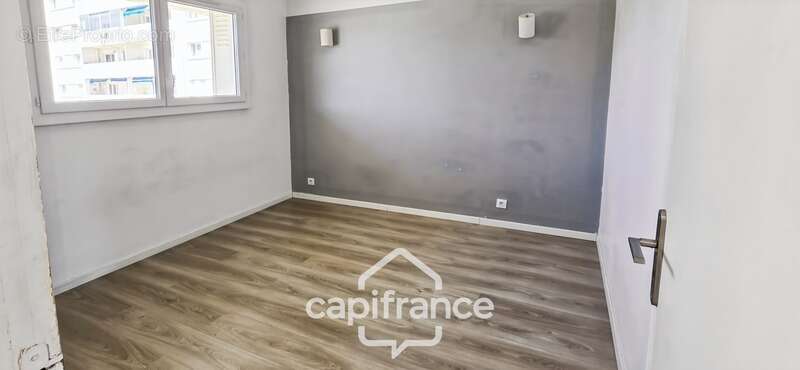 Appartement à vendre 3 pièces TOULON Ouest Pont de Bois(83) - photo 10