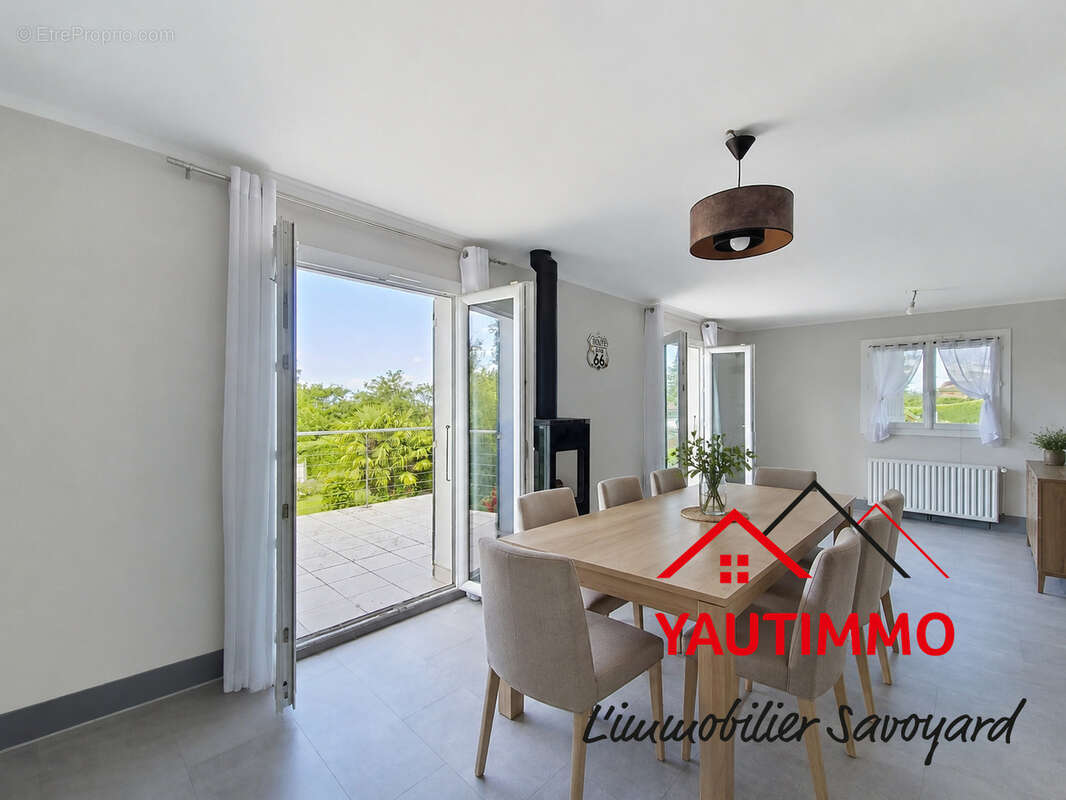Maison à CRANVES-SALES