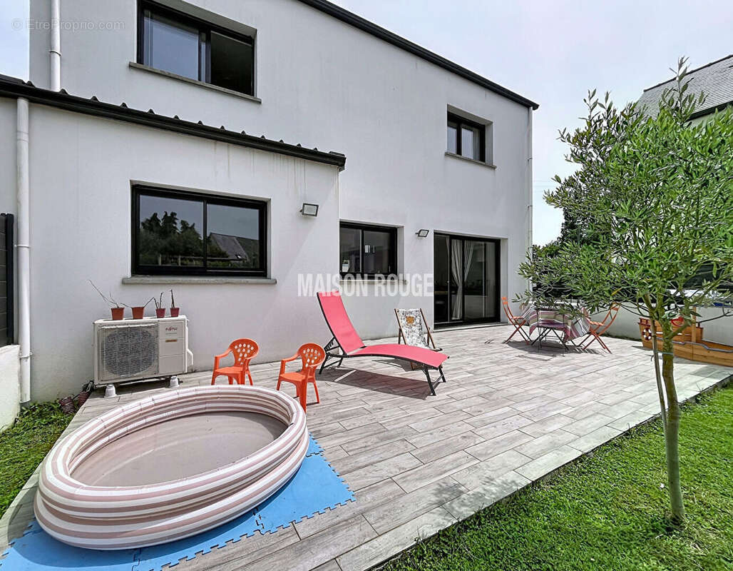 Maison à SAINT-GUINOUX