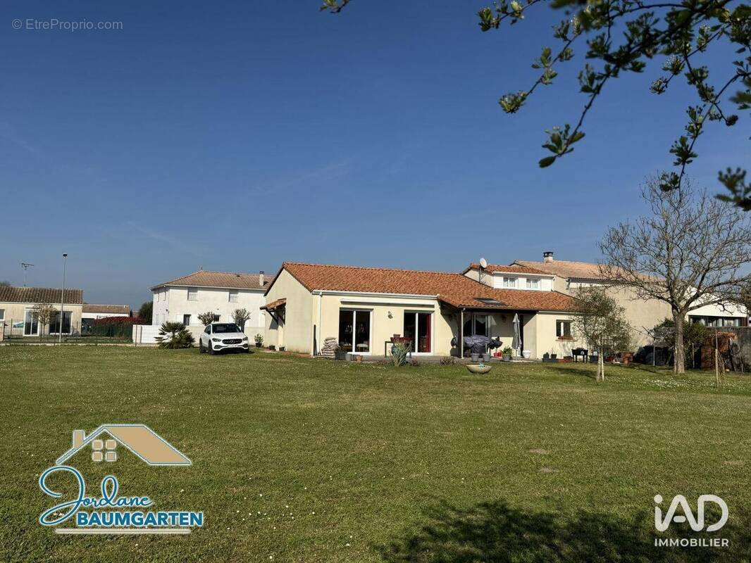Photo 1 - Maison à ARVERT