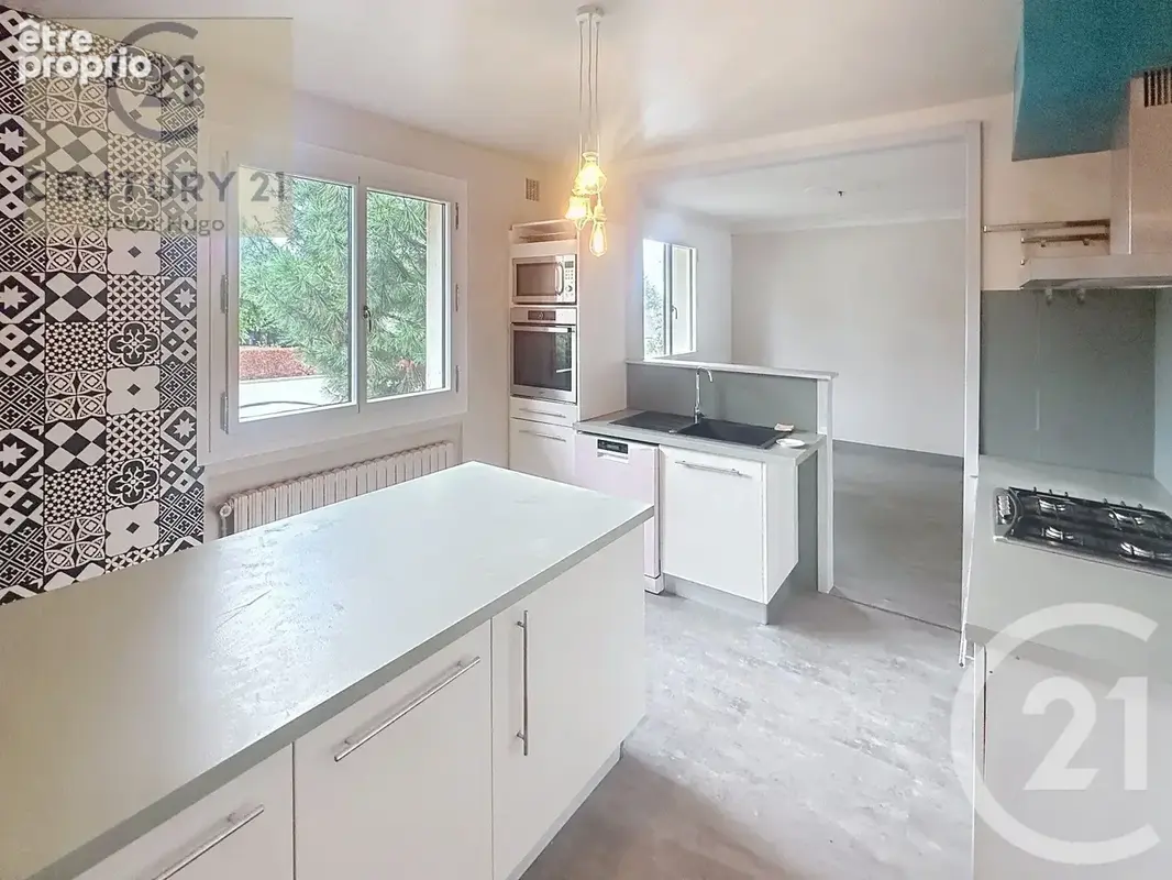 Maison 6 pièces 217 m² à vendre à Verneuil-Sur-Vienne (87430) - photo 8