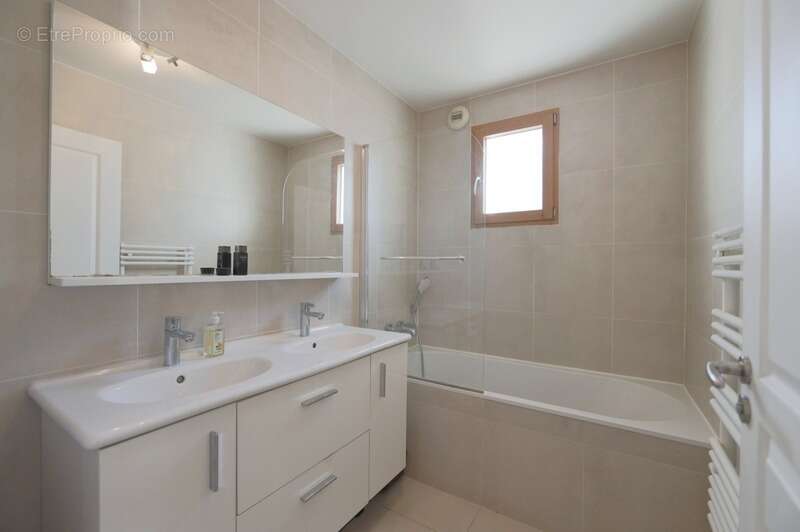 Maison à RUEIL-MALMAISON