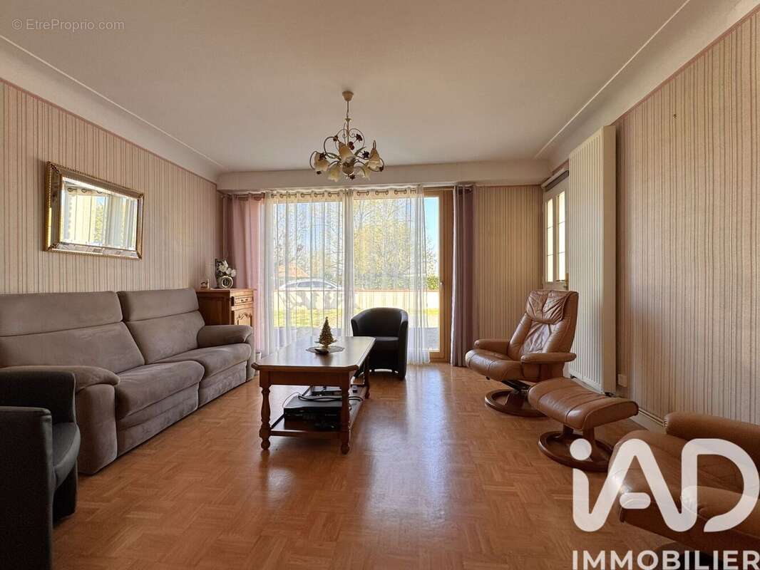 Photo 3 - Maison à BOURNEAU