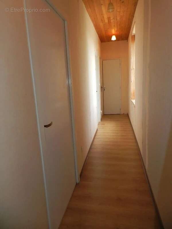 Maison à SAINT-PIERRE-SUR-DIVES