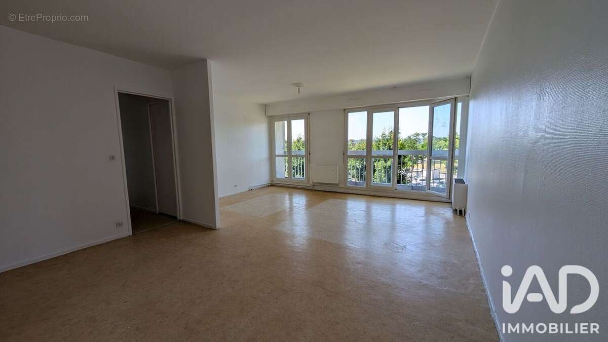 Photo 2 - Appartement à CERGY