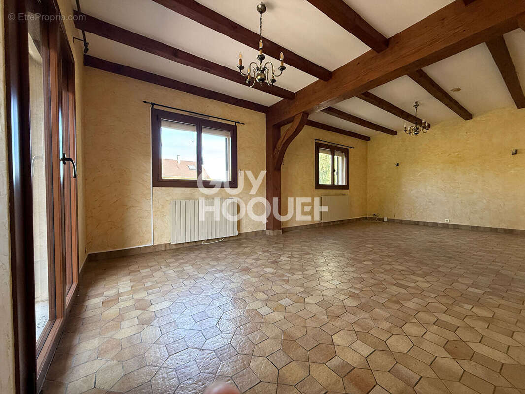 Maison à AUXON-DESSUS