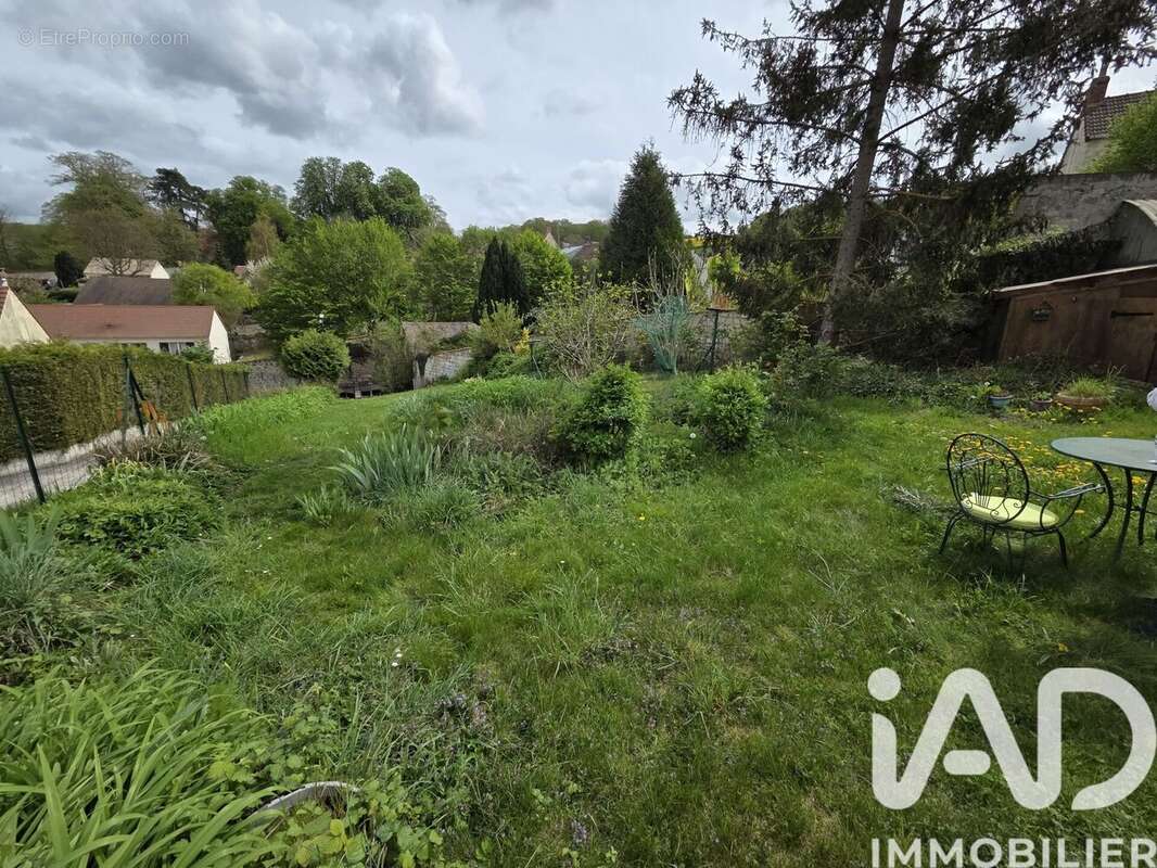 Photo 1 - Terrain à NOISY-SUR-OISE