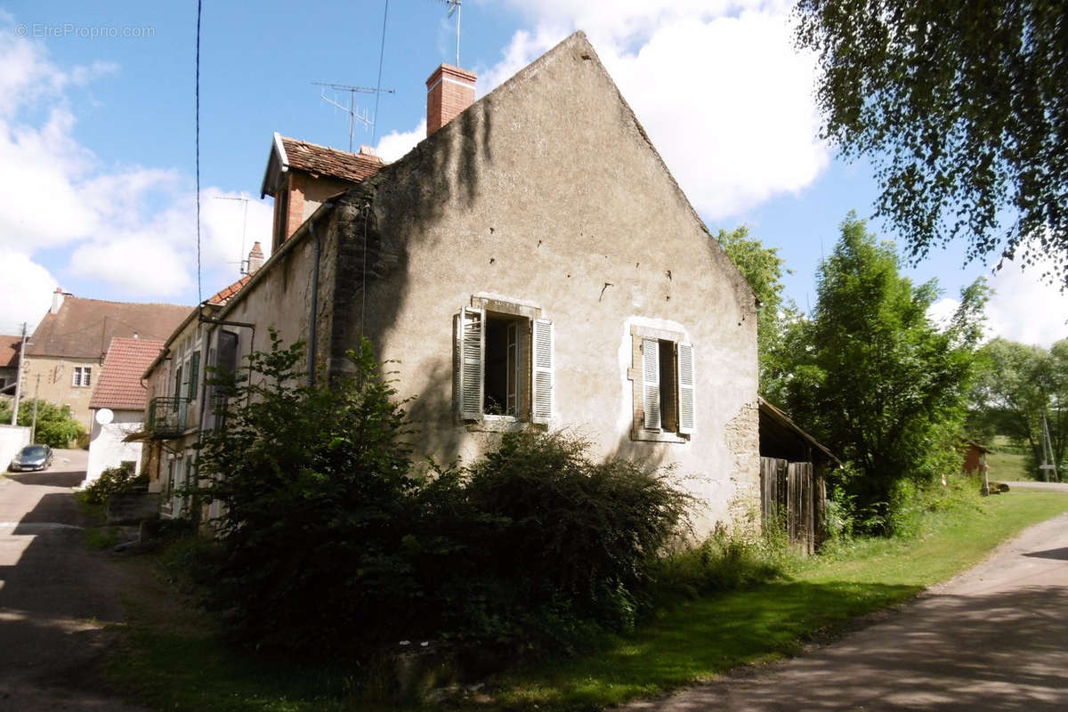 Maison à MOLINOT