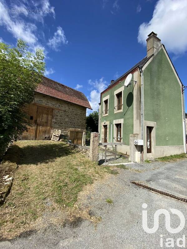 Photo 1 - Maison à SAINT-QUENTIN-LA-CHABANNE