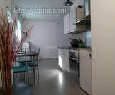 Appartement à SALERNES