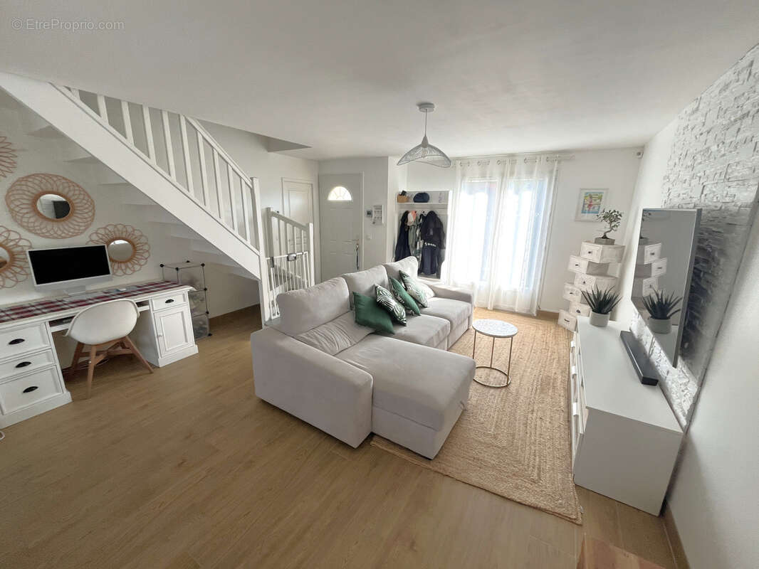 Maison à GASVILLE-OISEME