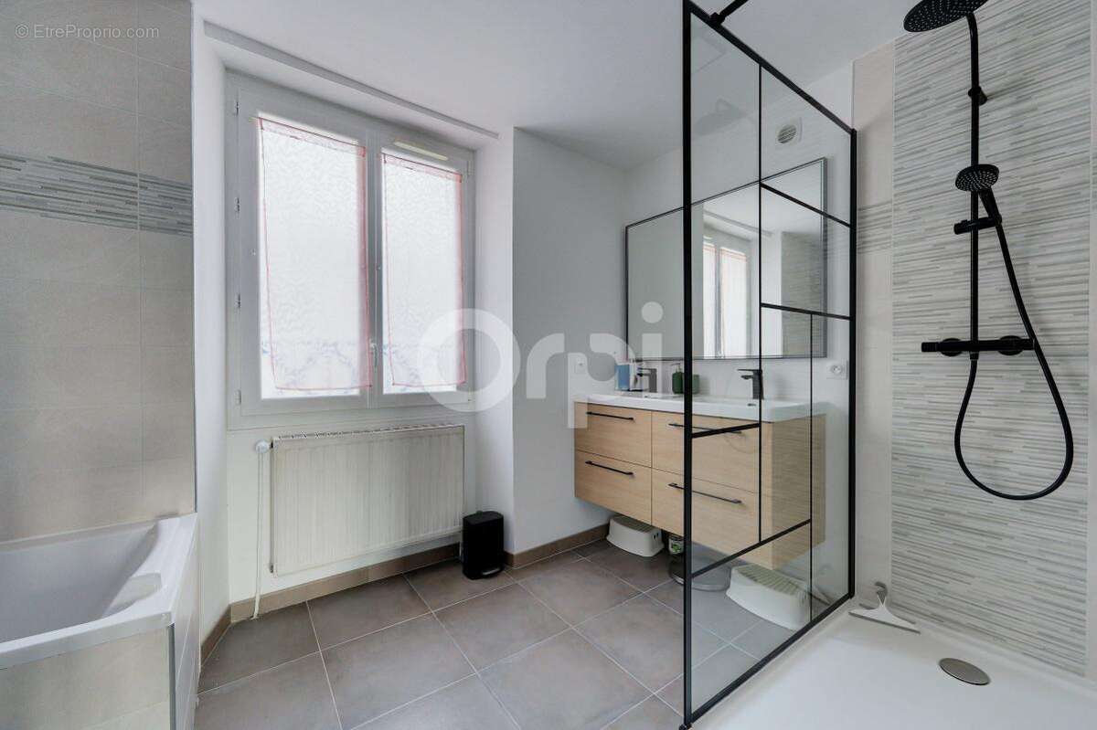 Maison à LAGNY-SUR-MARNE