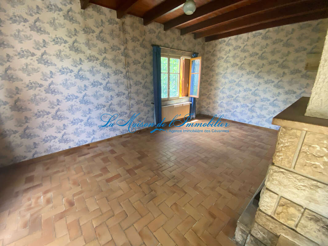 Axe Alès/Nîmes, maison F5 de 112 m2 sur 503 m2 de terrain - photo 7