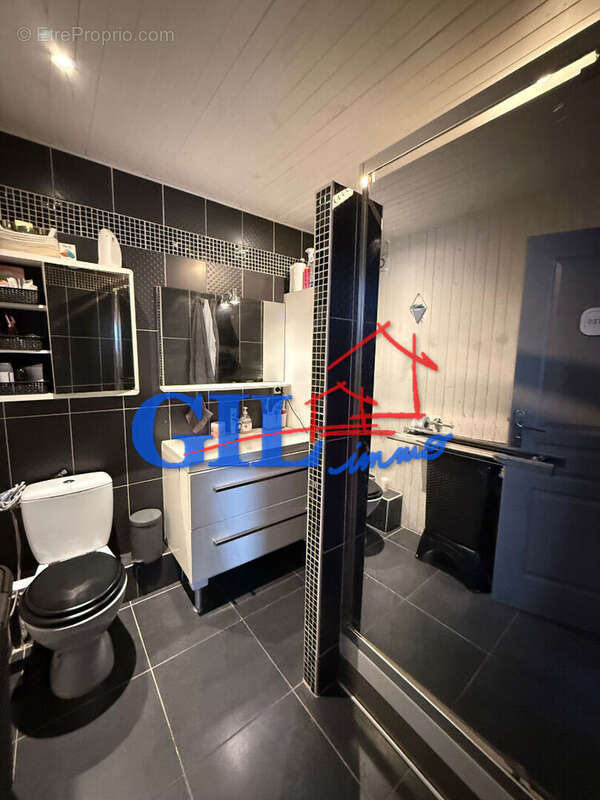 Appartement à NANDY