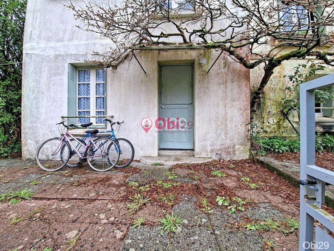 Maison à SAINT-GOAZEC