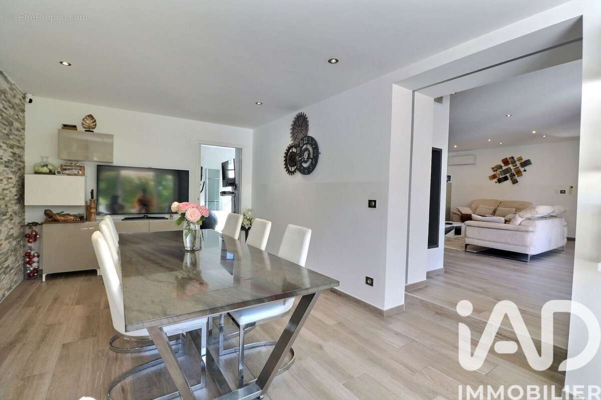 Photo 9 - Maison à CHATEAUNEUF-LES-MARTIGUES