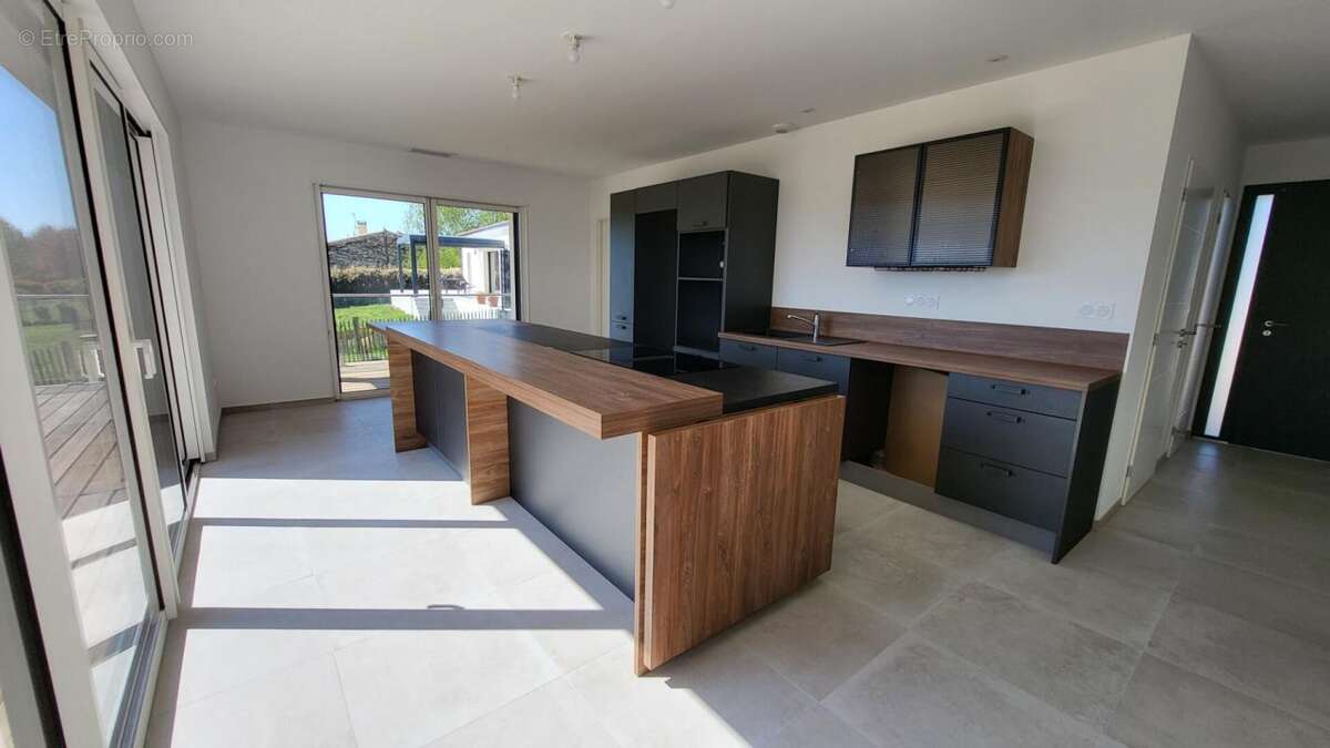 Maison à PRIGONRIEUX