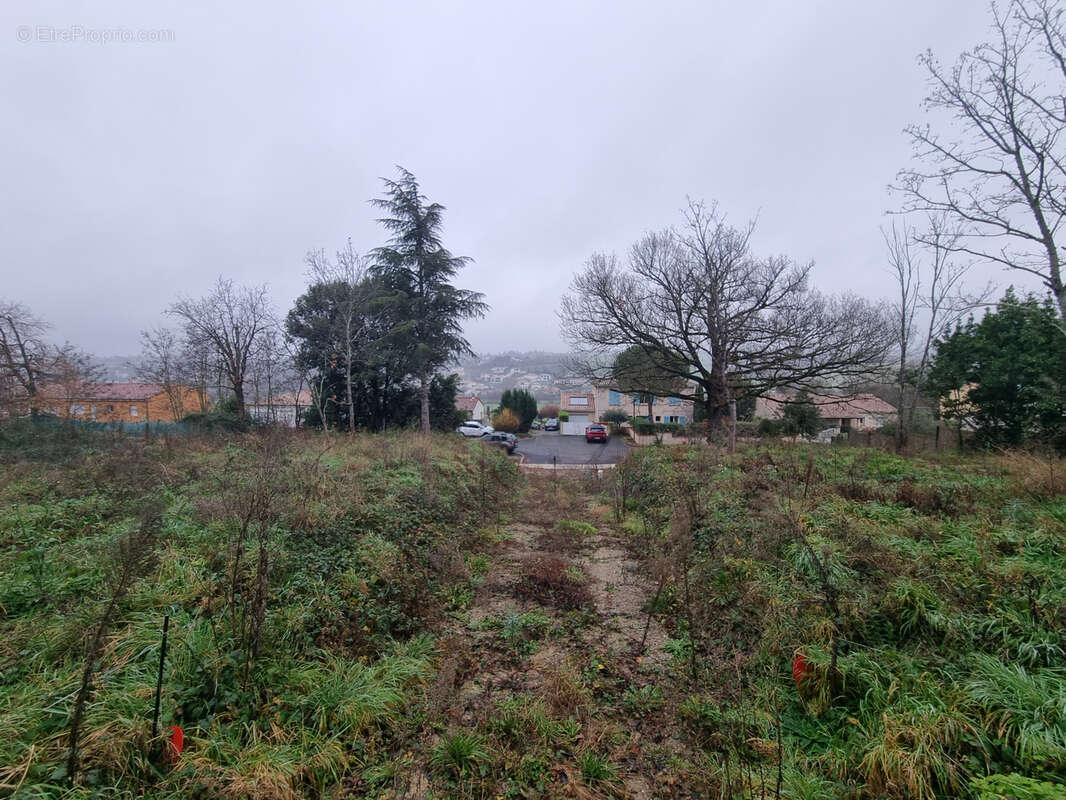 Terrain à AUREVILLE